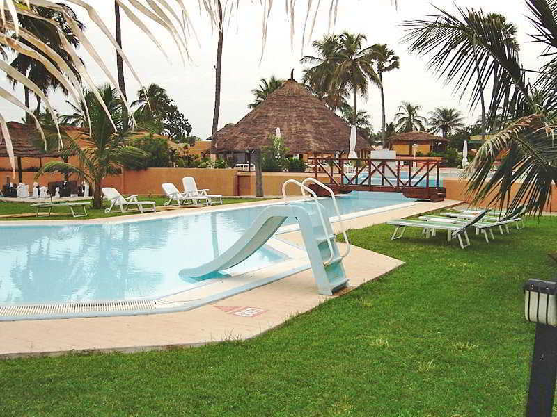Sunbeach Hotel & Resort Bakau المظهر الخارجي الصورة
