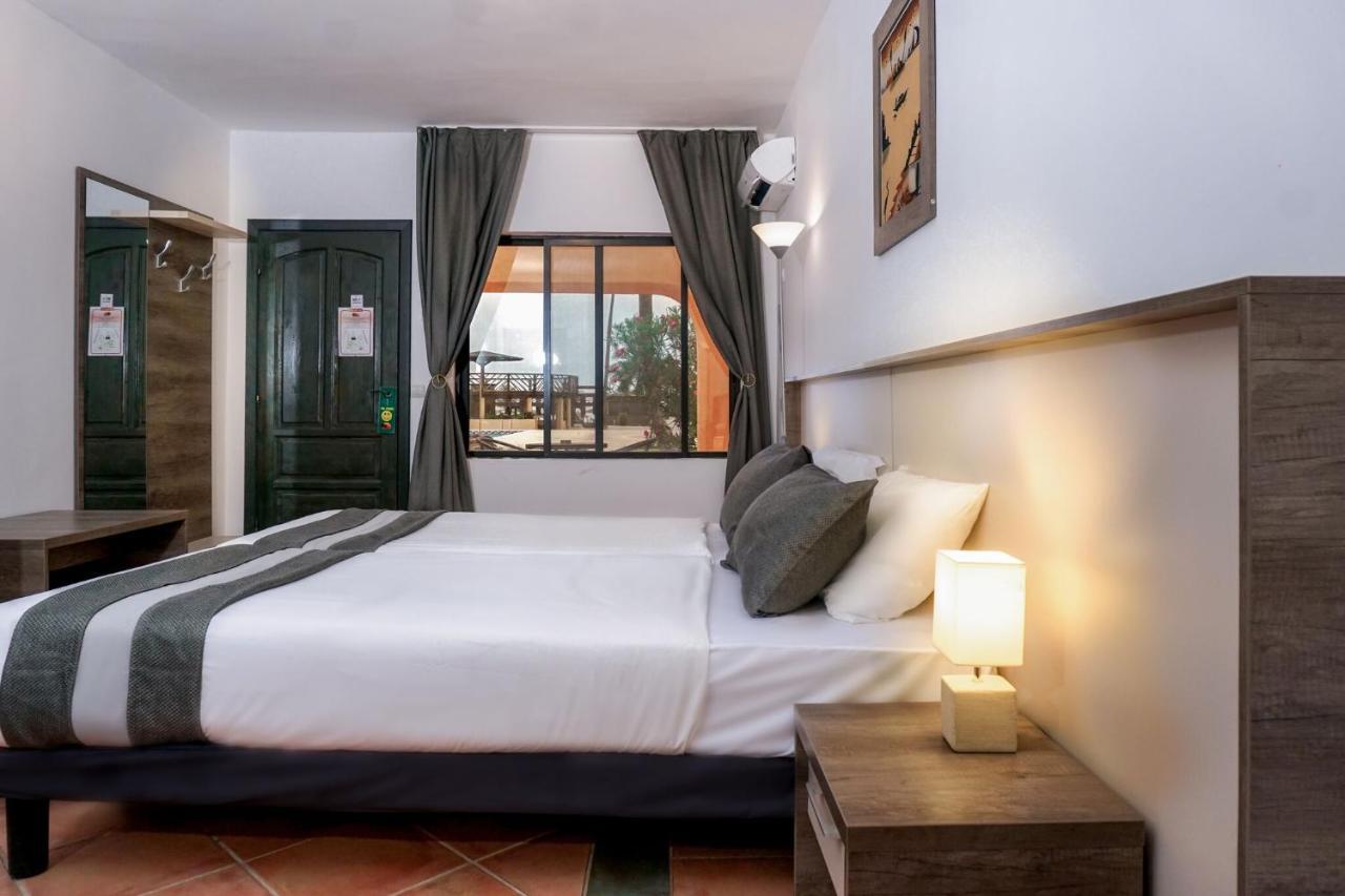 Sunbeach Hotel & Resort Bakau المظهر الخارجي الصورة